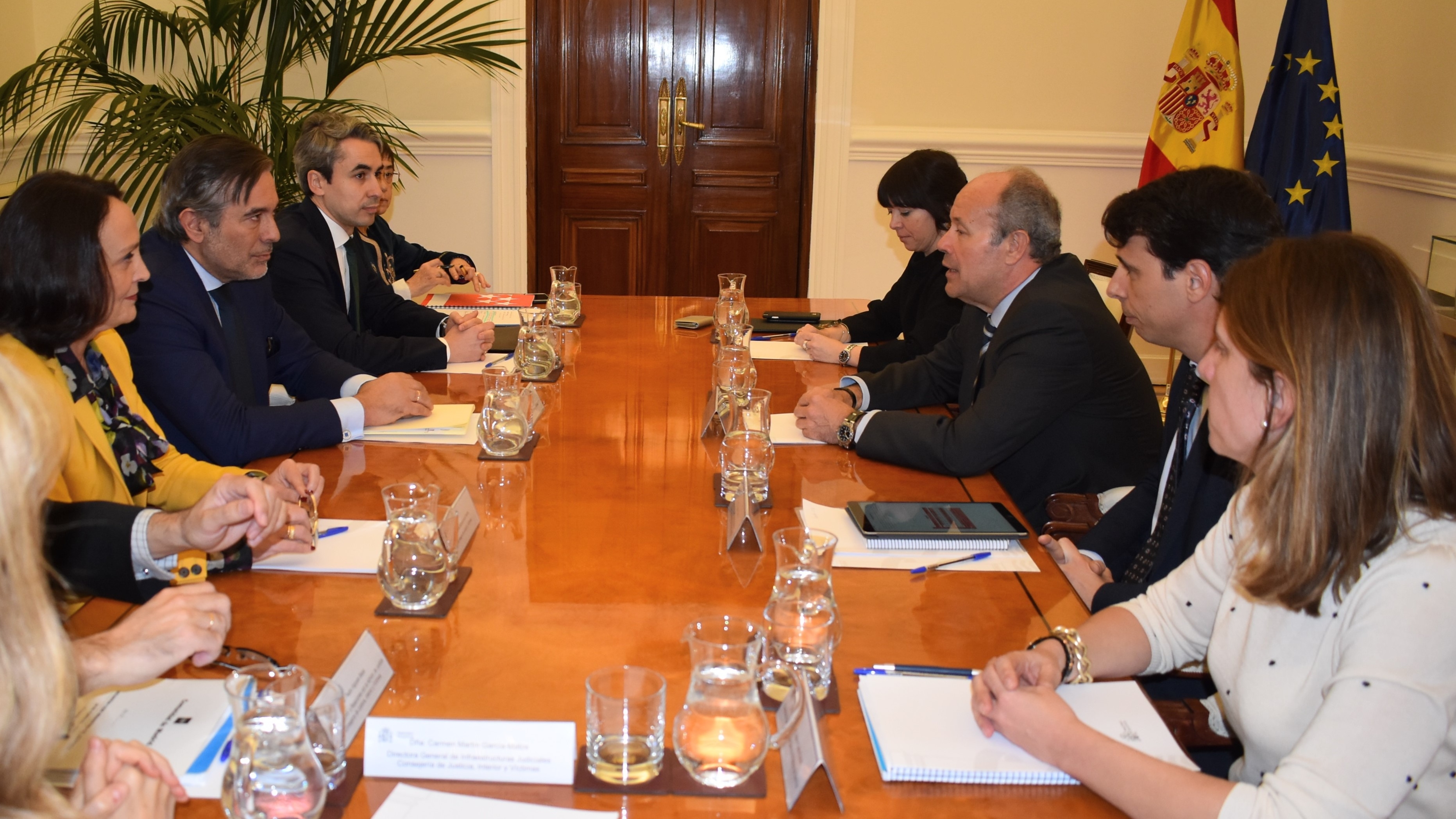 El ministro de Justicia, Juan Carlos Campo, durante su reunión con el consejero de Justicia, Interior y Víctimas del Gobierno de la Comunidad de Madrid, Enrique López 