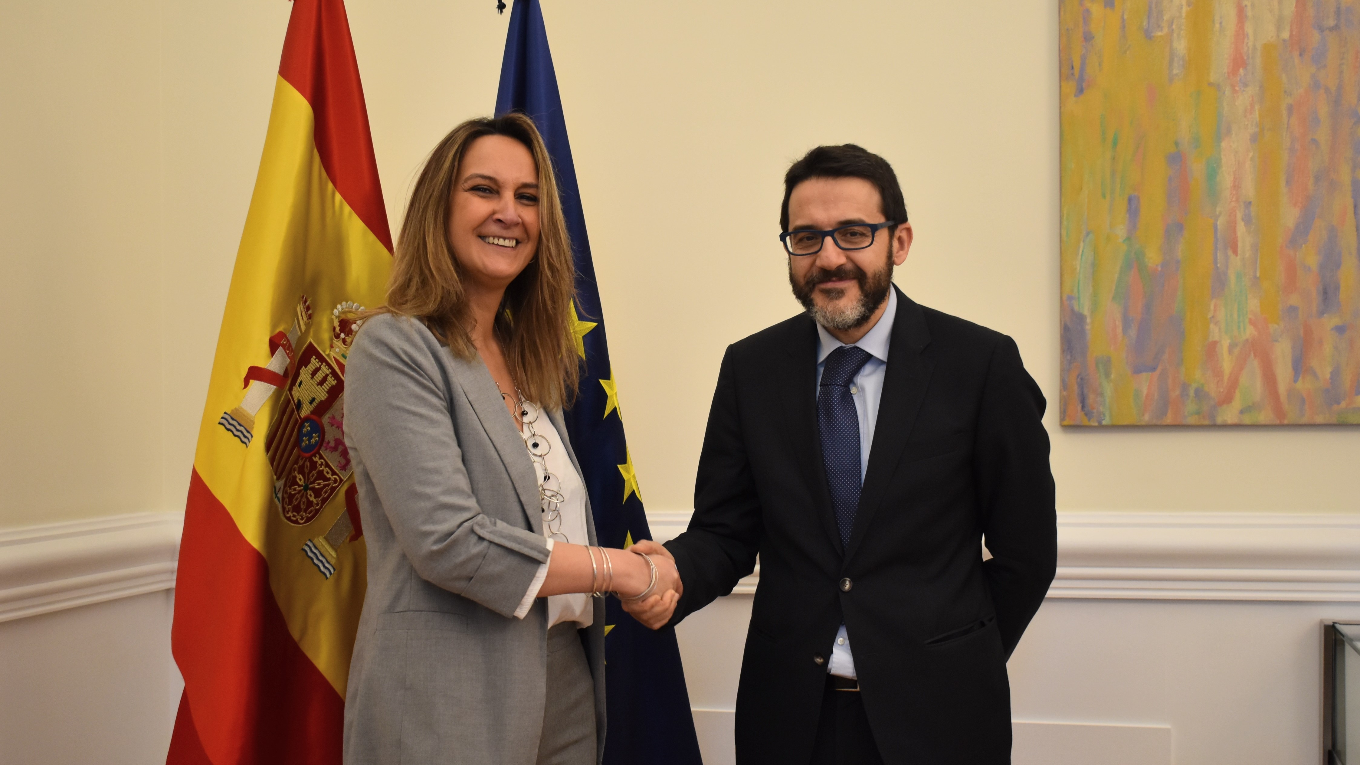 El secretario de Estado de Justicia, Pablo Zapatero, con la consejera de Presidencia del Gobierno del Principado de Asturias, Rita Camblor