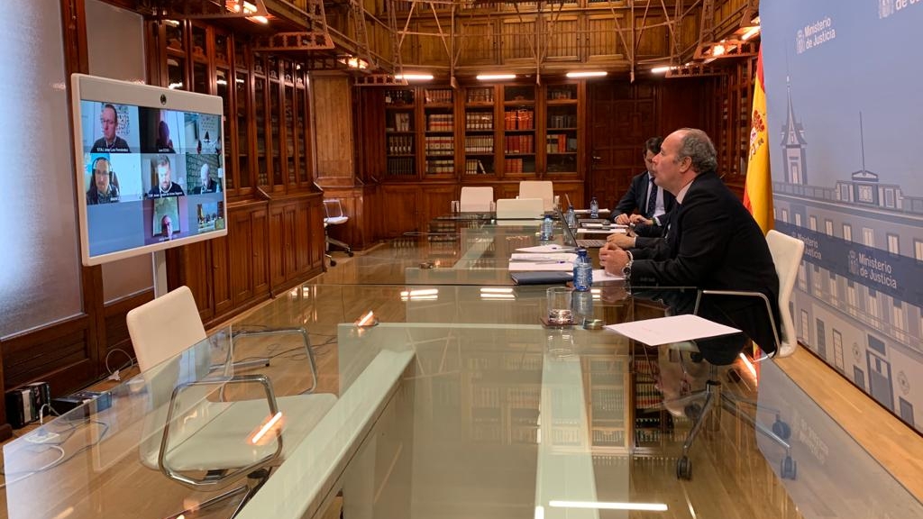 El ministro de Justicia, Juan Carlos Campo, durante su reuni&oacute;n con los principales sindicatos de la Administraci&oacute;n de Justicia