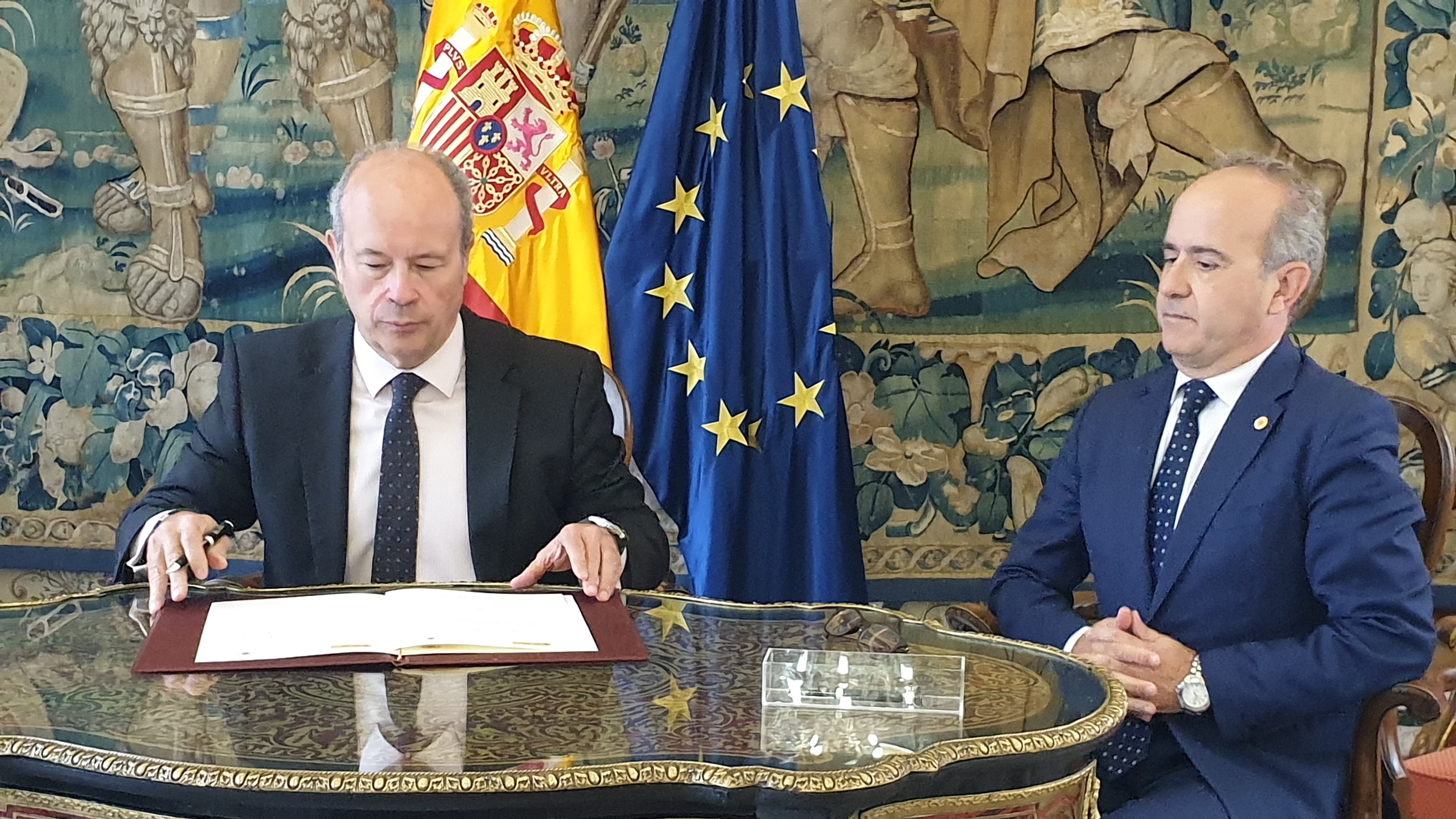 El ministro de Justicia y el rector de la  UNED firman un protocolo para promover la ense&ntilde;anza e investigaci&oacute;n en el &aacute;mbito de la Justicia