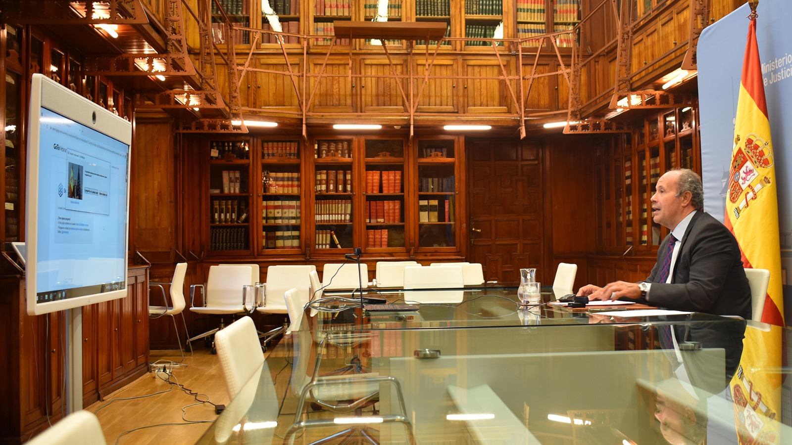 El ministro de Justicia, Juan Carlos Campo, durante su participaci&oacute;n en la presentaci&oacute;n telem&aacute;tica de la colecci&oacute;n de anuarios 2020 de la firma Wolters Kluwer