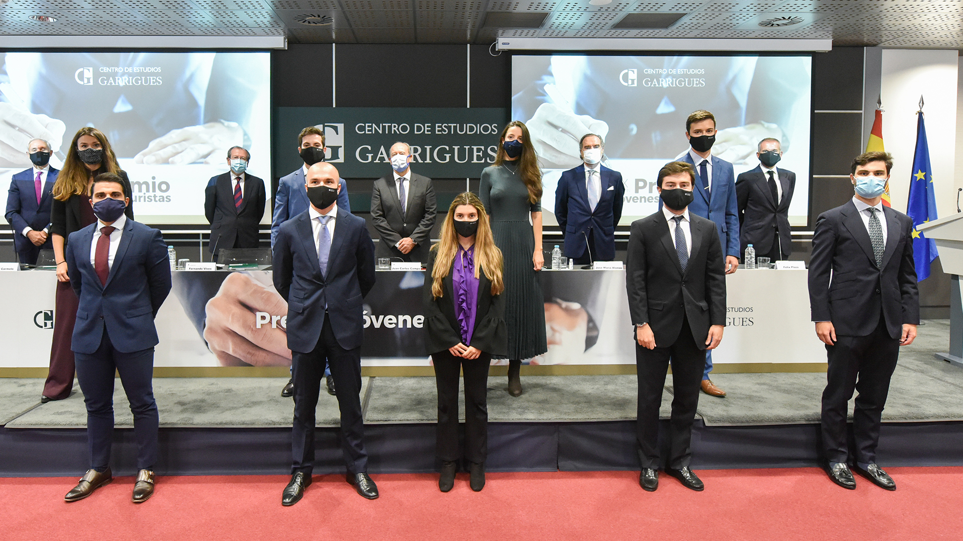 El ministro de Justicia, Juan Carlos Campo, en la entrega de diplomas en la vig&eacute;sima edici&oacute;n de los Premios J&oacute;venes Juristas
