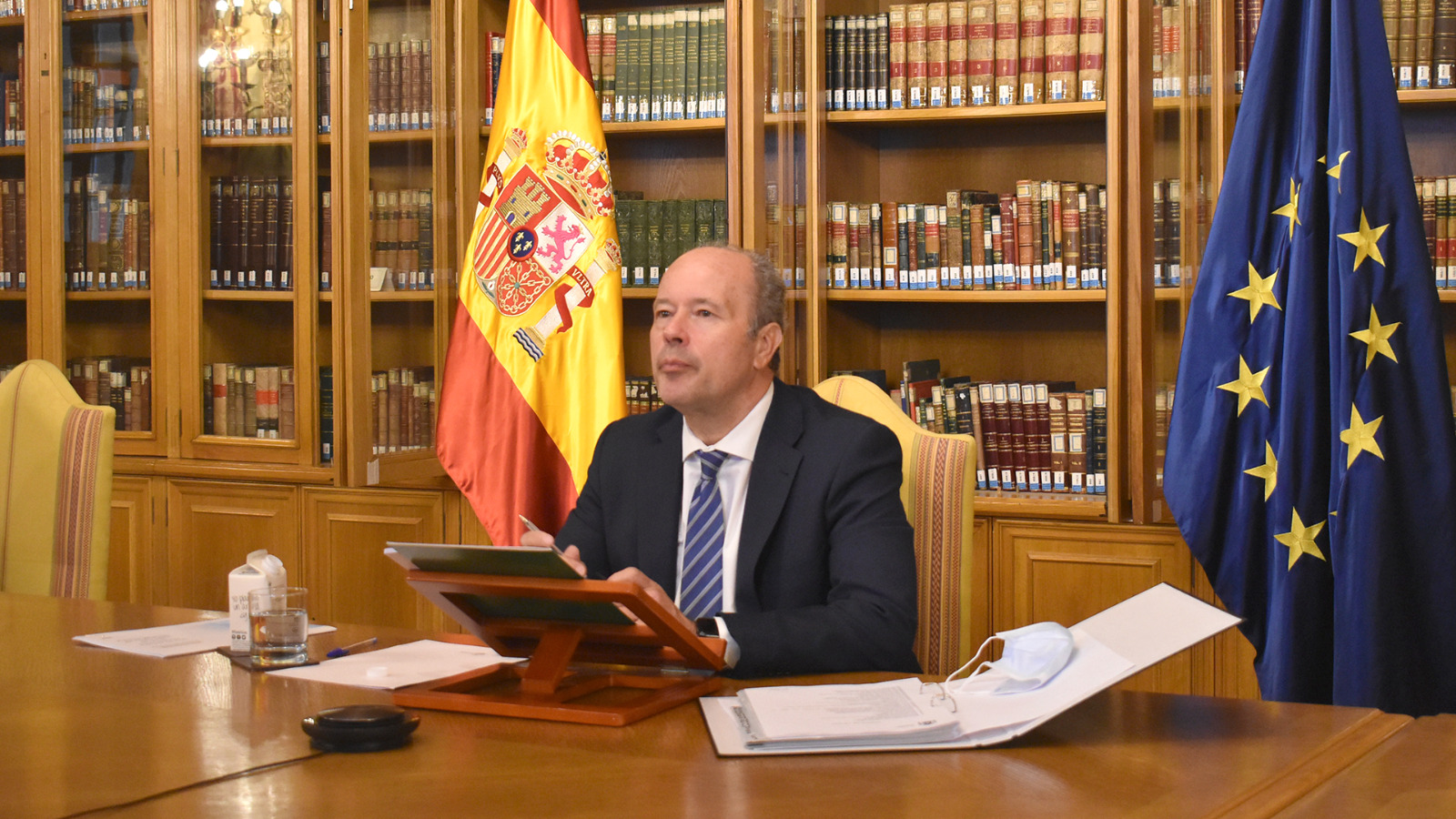 Campo en su reunión por videoconferencia con la Real Academia de Jurisprudencia y Legislación
