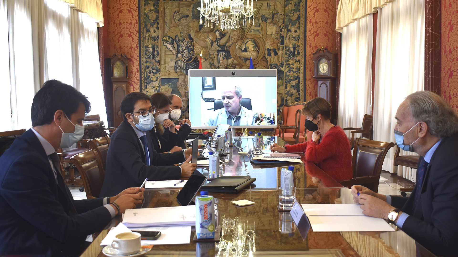Reunión con abogacía, procuradores y graduados sociales