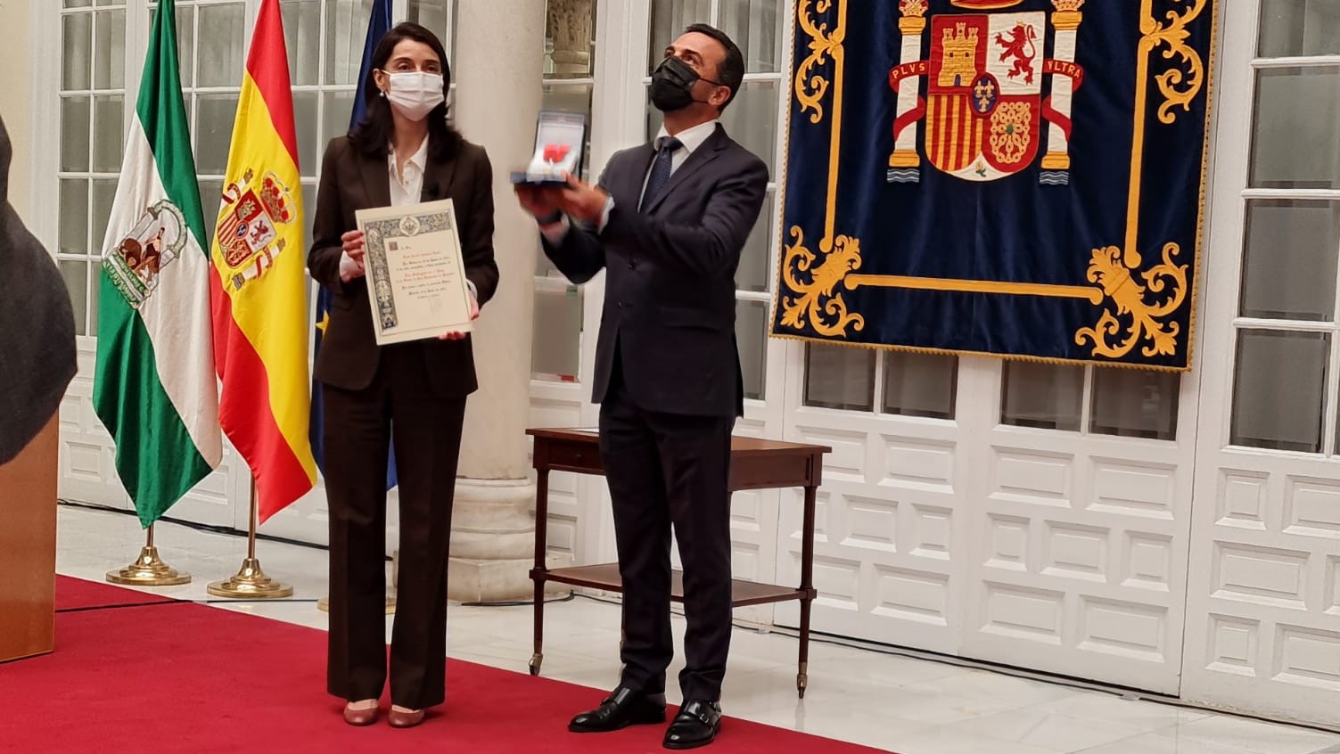 Llop condecora a título póstumo a la magistrada Josefa Arévalo con la Cruz de San Raimundo de Peñafort