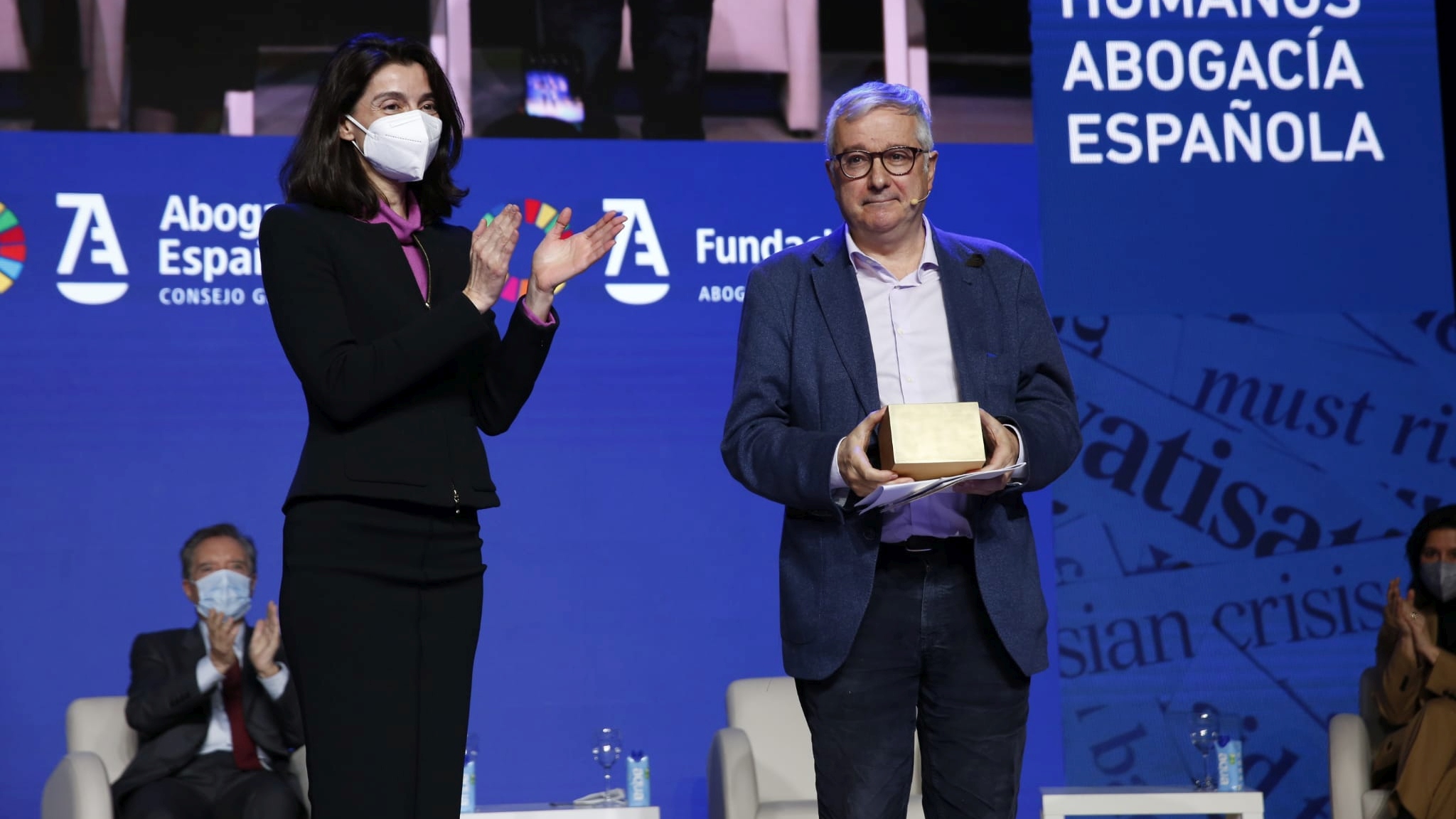 Llop en la entrega Premios Derechos Humanos Abogacía Española