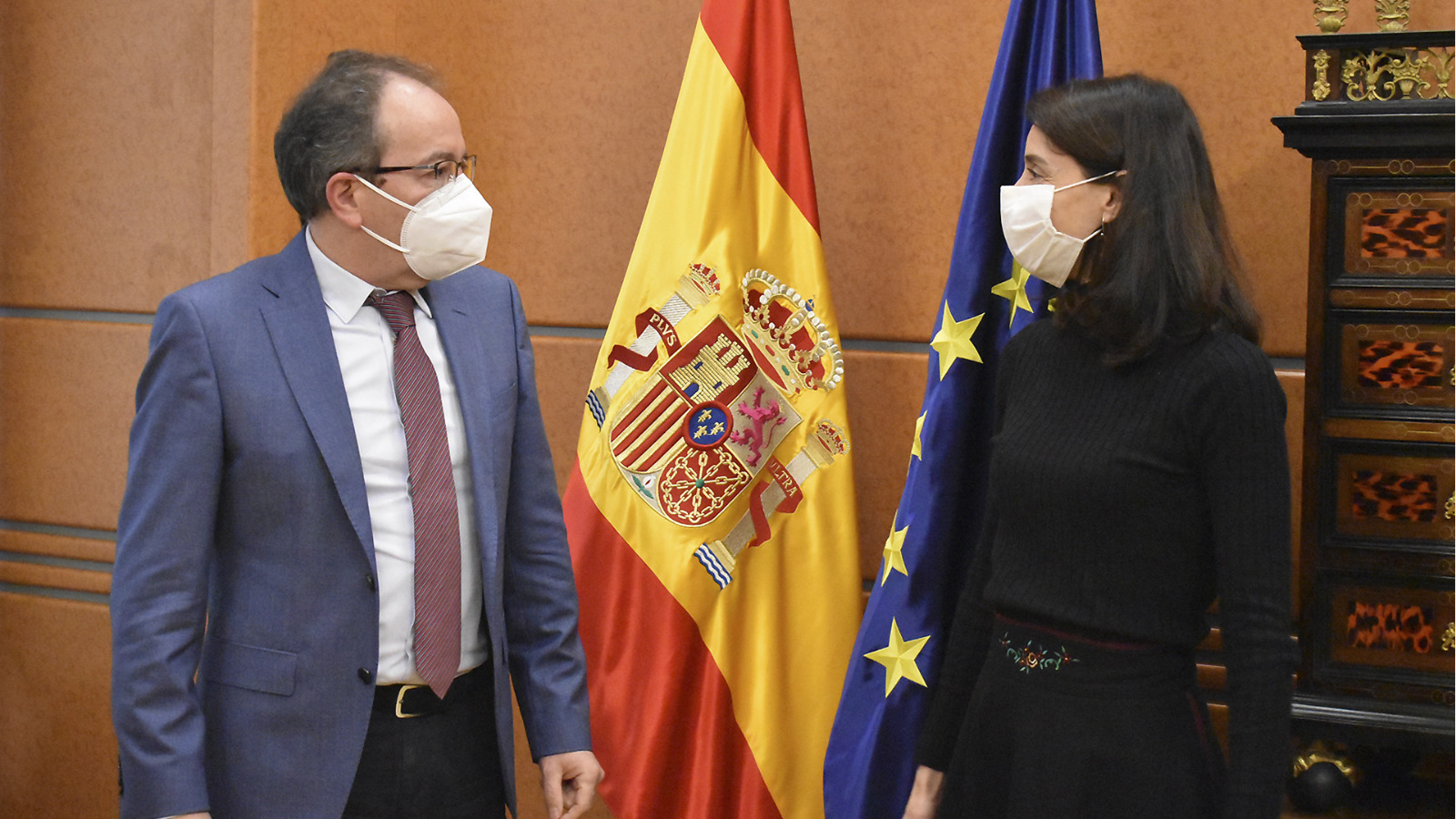 La ministra de Justicia, Pilar Llop, con el presidente del Consejo de Transparencia y Buen Gobierno, Jose Luis Rodríguez 