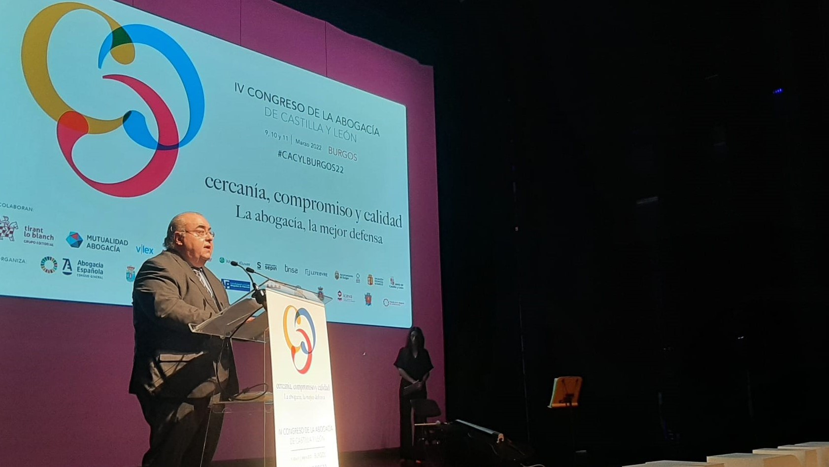El secretario de Estado de Justicia, Tontxu Rodríguez, durante la inauguración en Burgos del IV Congreso de la Abogacía de Castilla y León