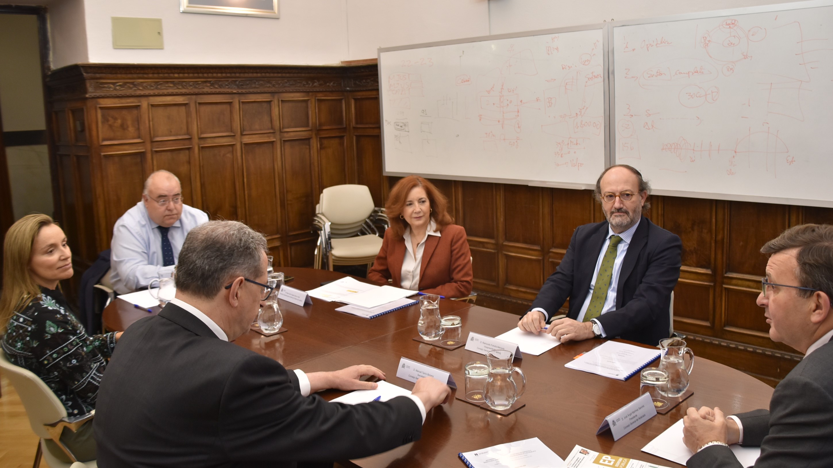 Reunión del secretario de Estado de Justicia con el Consejo General del Notariado