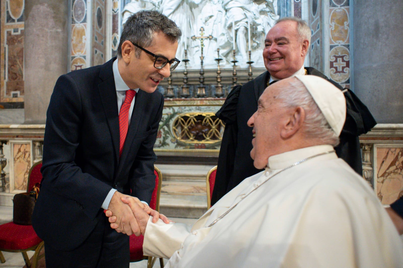 Felix Bolaños durante su encuentro con el Papa Francisco. Foto: Vatican Media