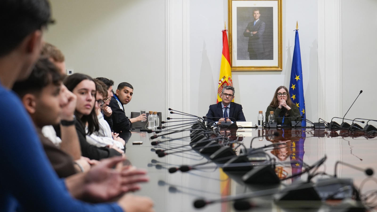 Bolaños, durante su reunión con un grupo de jóvenes