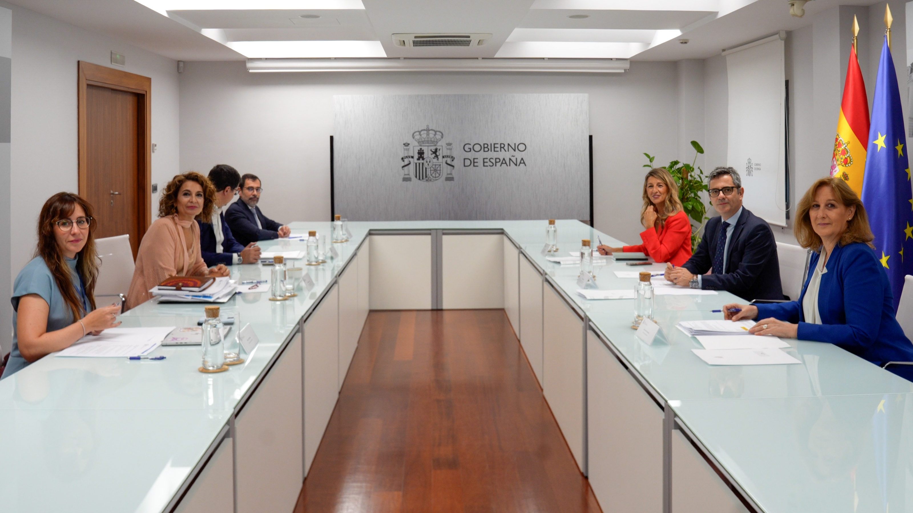 Bolaños preside la Comisión Interministerial de seguimiento e impulso del Plan de Acción por la Democracia