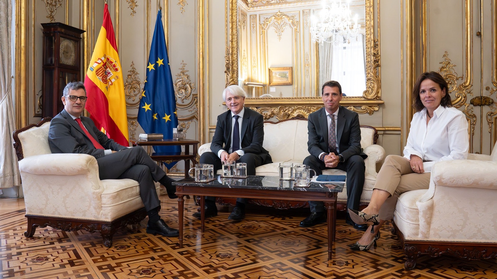 Bolaños durante su reunión con el Consejo General de la Abogacía Española
