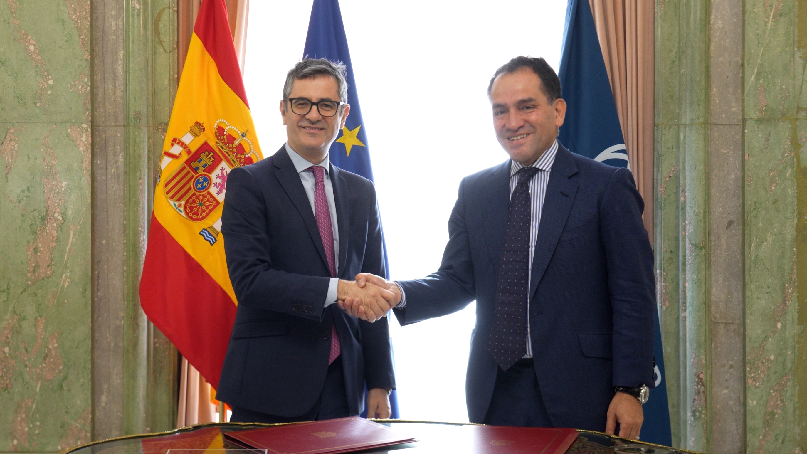 Bolaños firma un Memorando de Entendimiento con el Banco Mundial en materia de Justicia