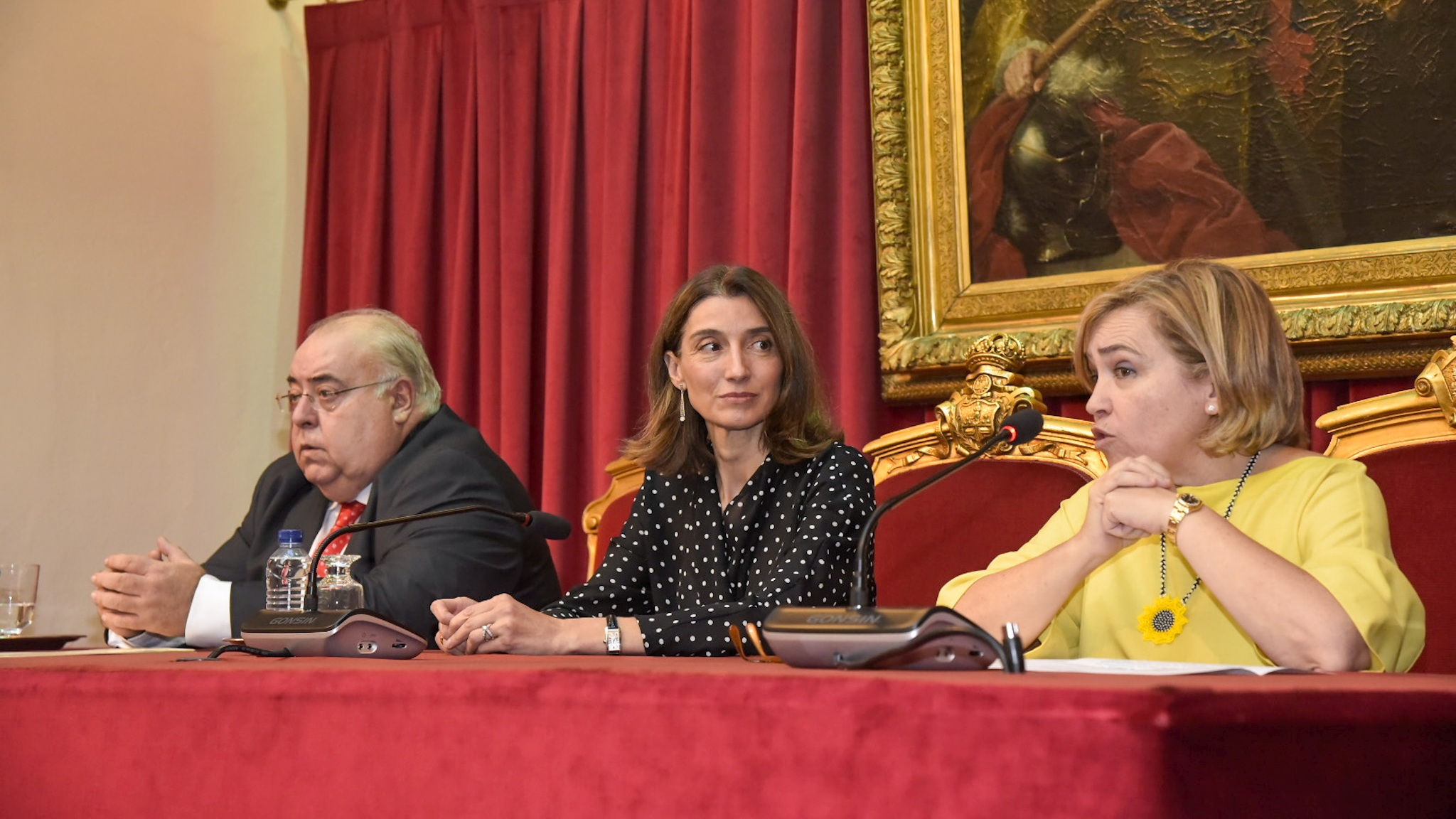 Entrega de despachos a la promoción de abogados del Estado de 2023