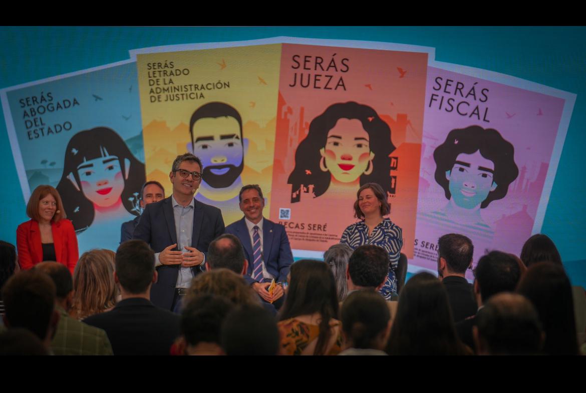 Félix Bolaños en la presentación de las Becas SERÉ 2024