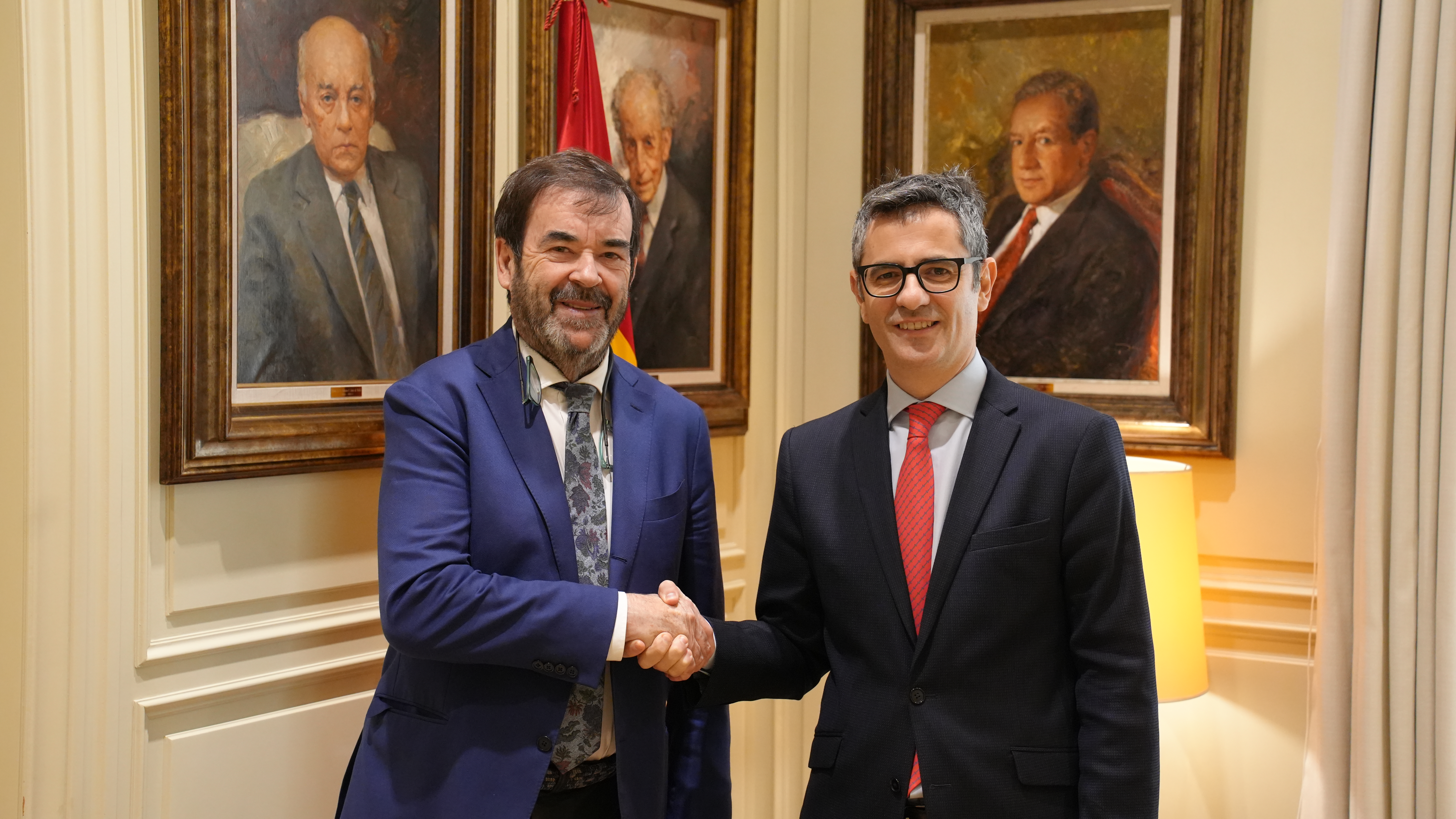 Félix Bolaños se reúne con el presidente por suplencia del CGPJ, Vicente Guilarte
