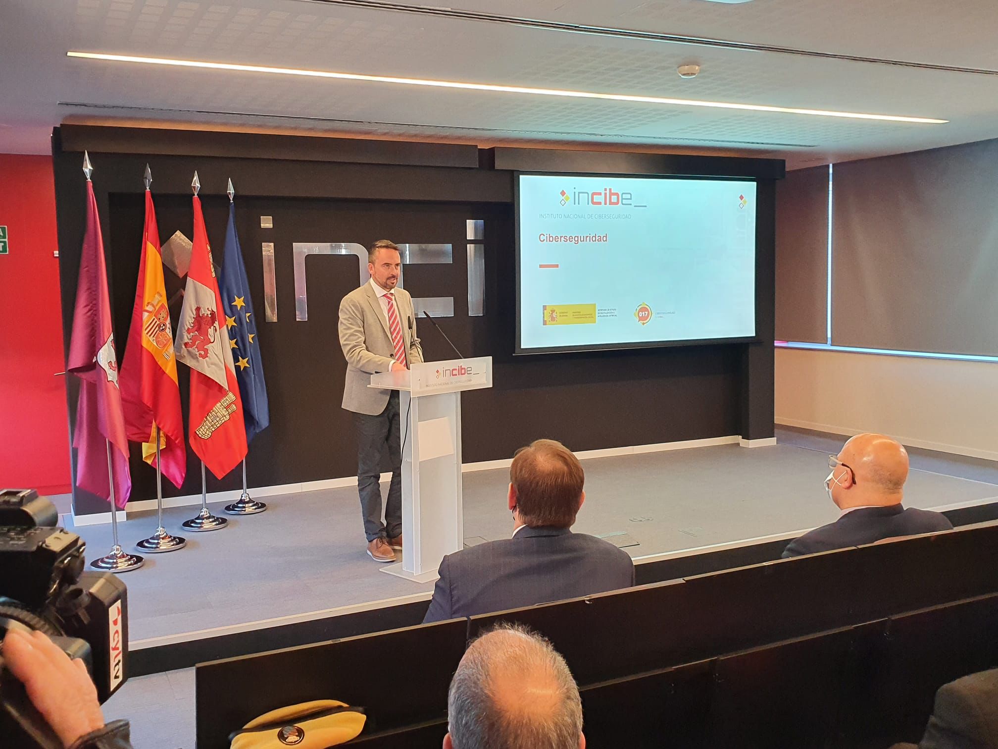 Intervención Manuel Olmedo en el Grupo de Trabajo de Ciberseguridad en León