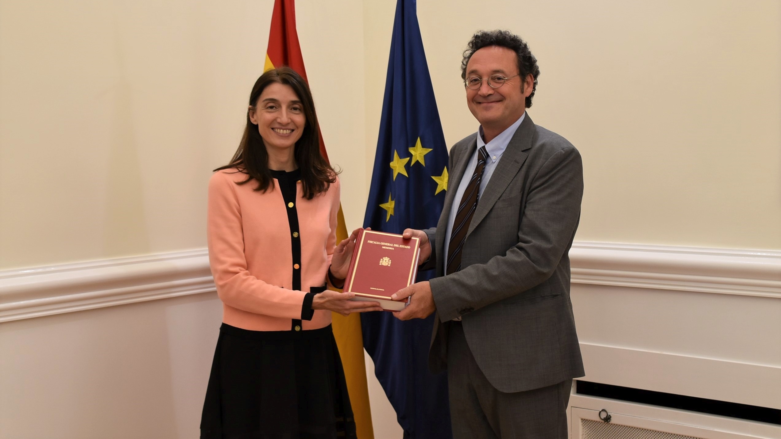 La ministra con el Fiscal General del Estado