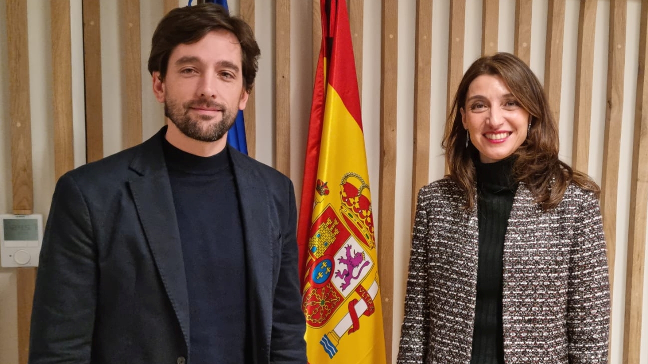La ministra de Justicia con el presidente de la Comisión de Asuntos Jurídicos del Parlamento Europeo (JURI)