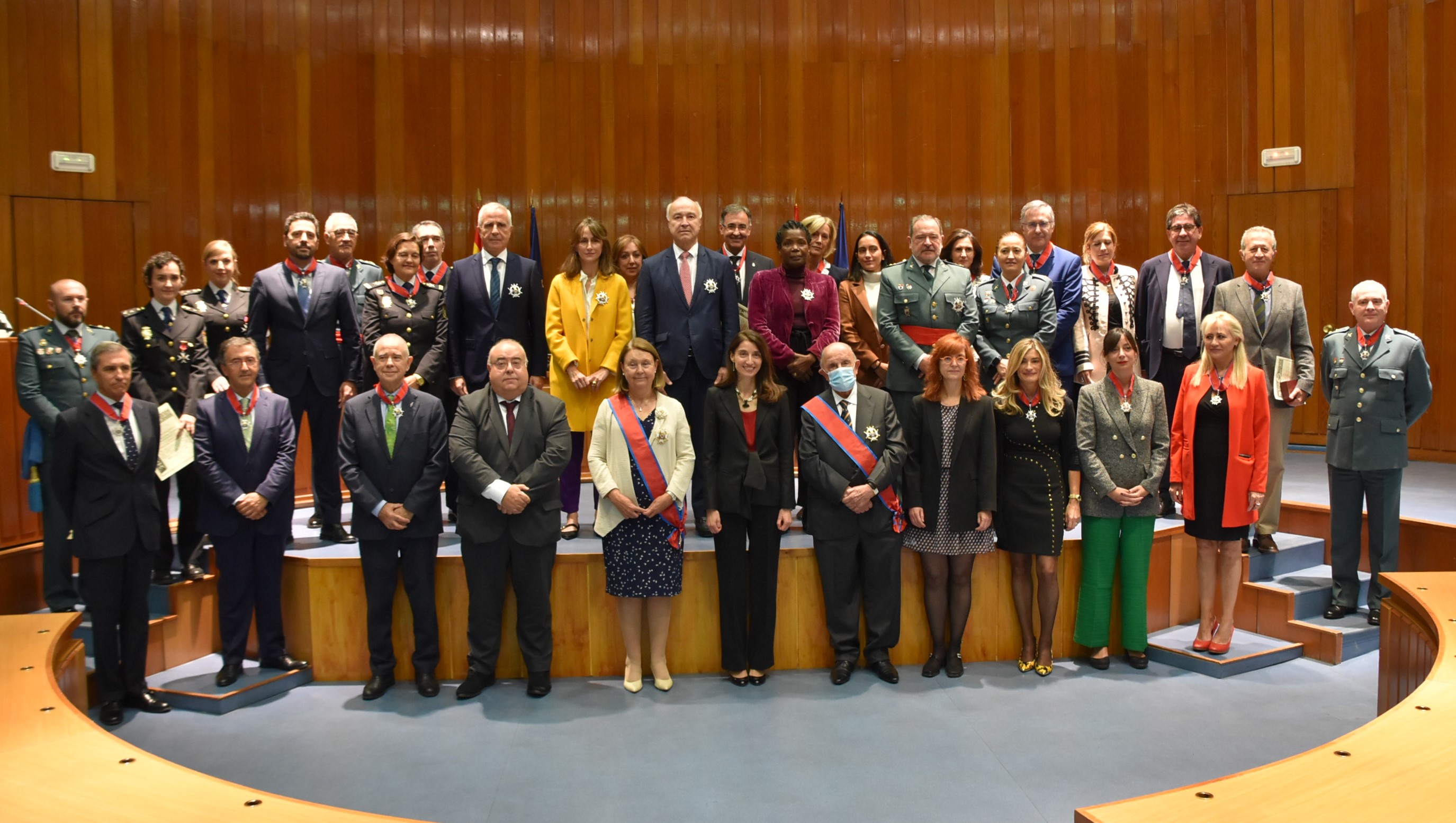 Pilar Llop entrega 31 condecoraciones de San Raimundo de Peñafort 