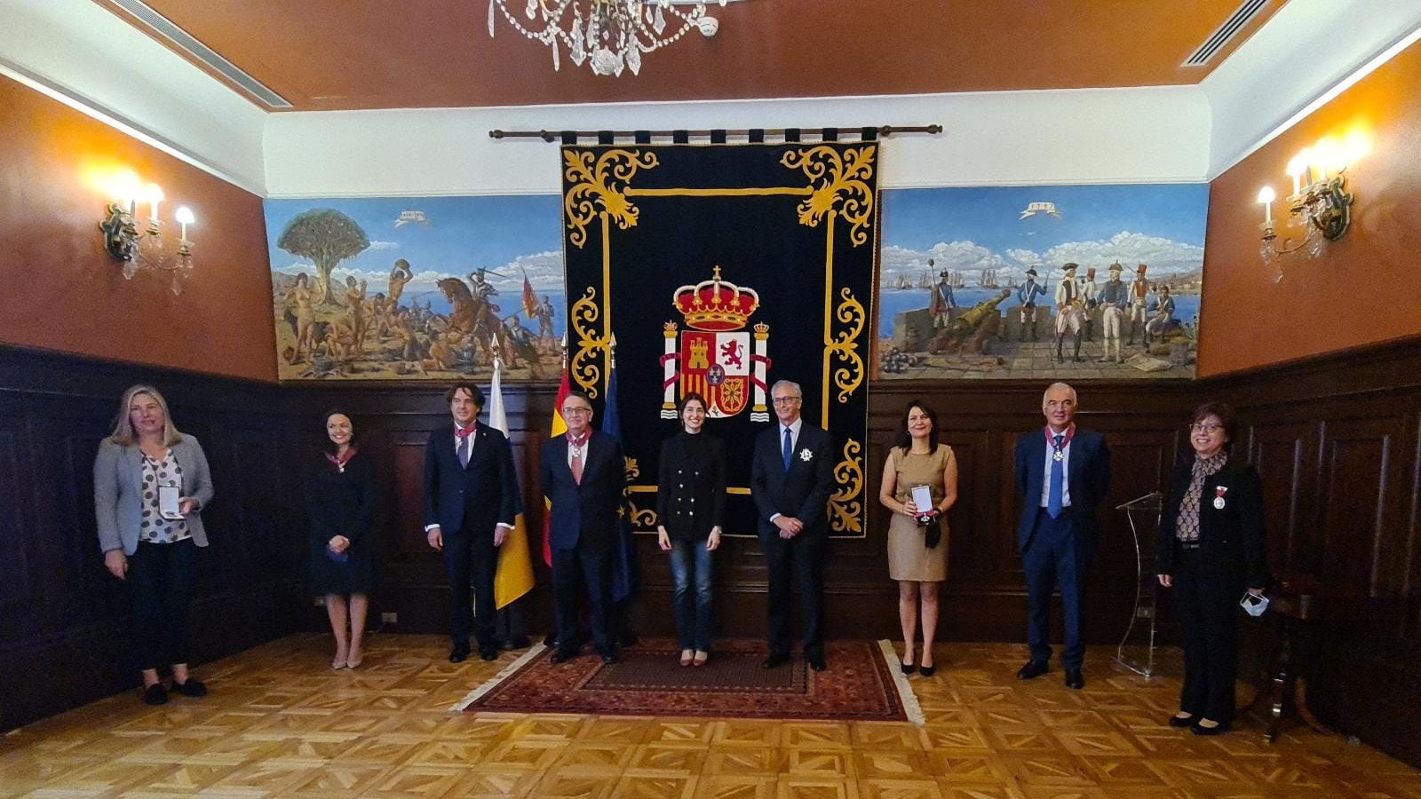 Pilar Llop entrega condecoraciones de la Orden de la Cruz de San Raimundo de Peñafort 