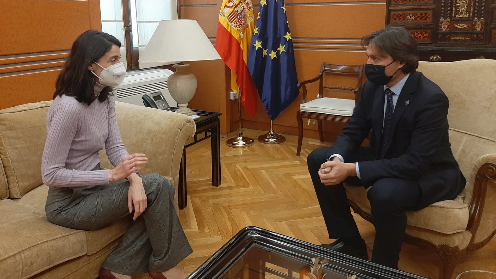 La ministra de Justicia, Pilar Llop, con el rector de la UPO, Francisco Oliva 