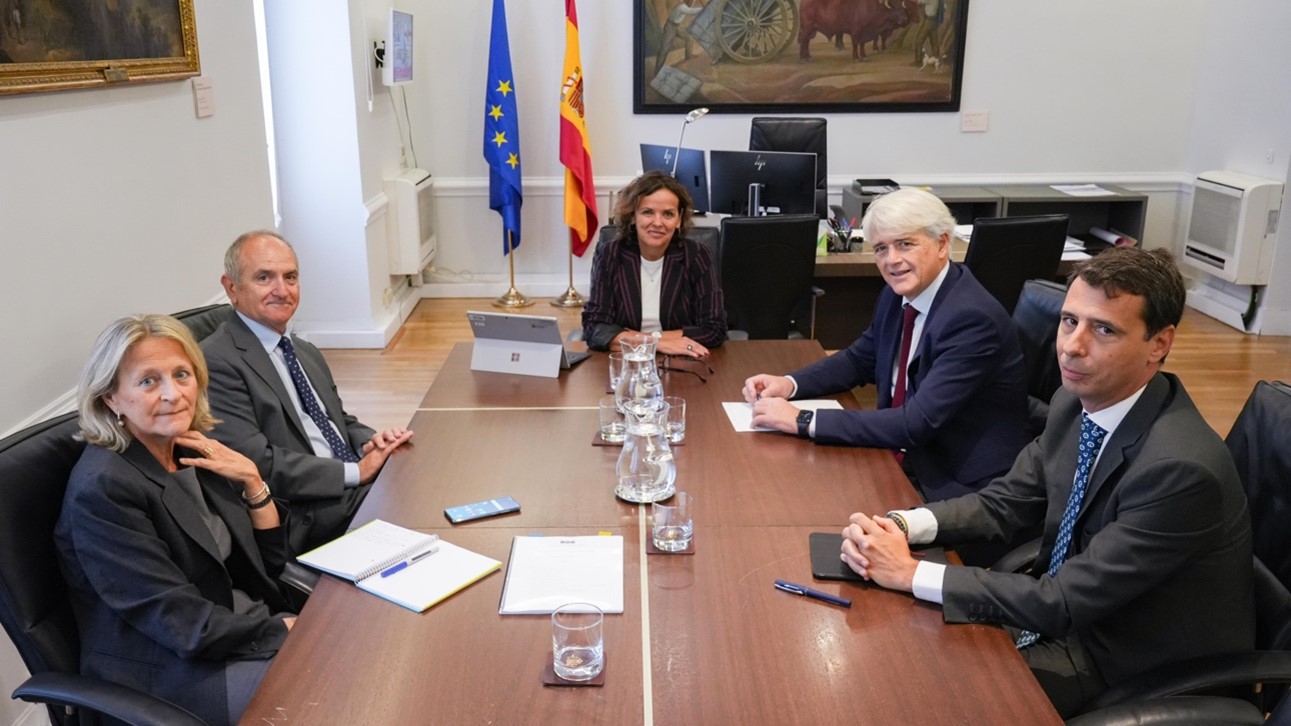  Reunión de Verónica Ollé con el CGAE