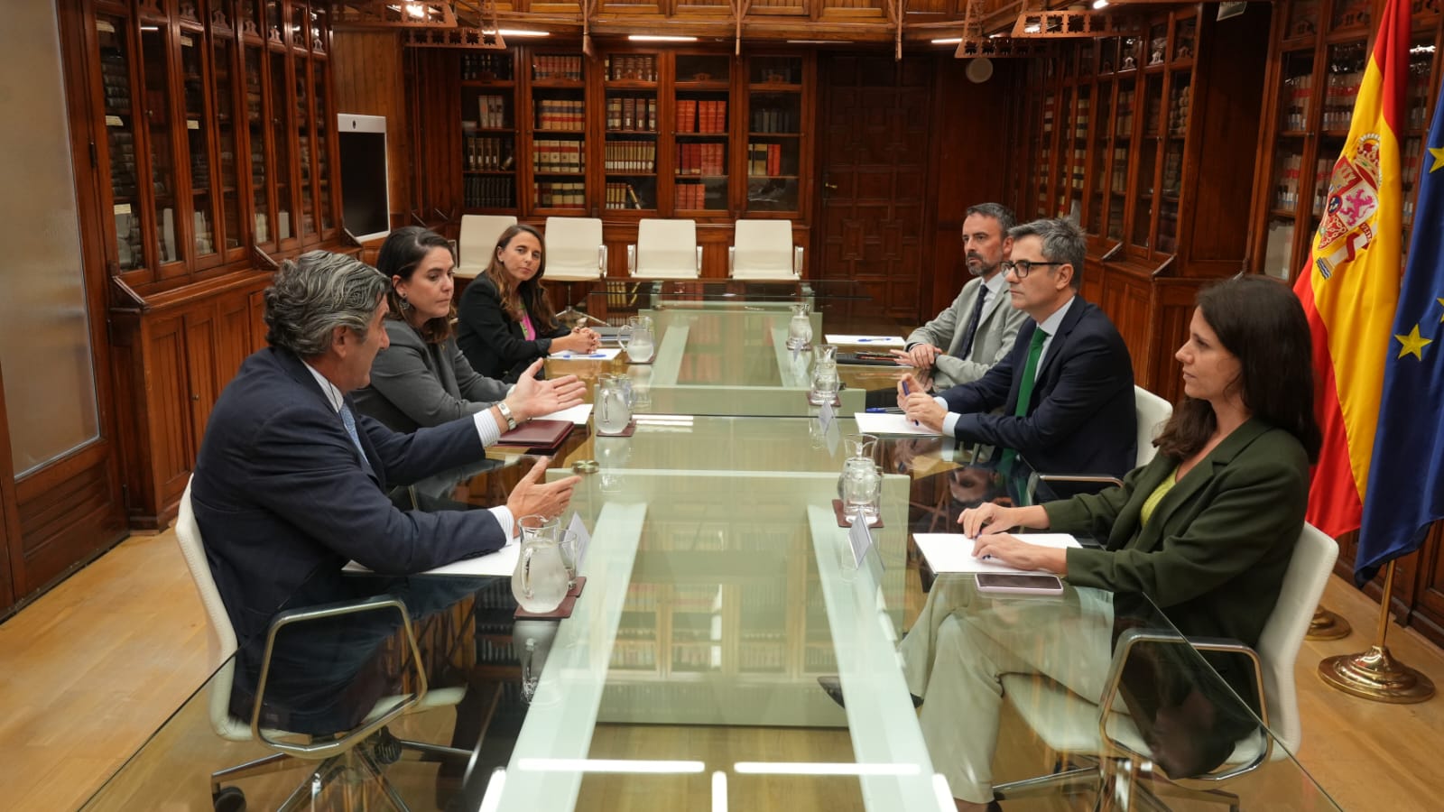 Bolaños en la reunión con la Asociación Española de Derecho Sanitario